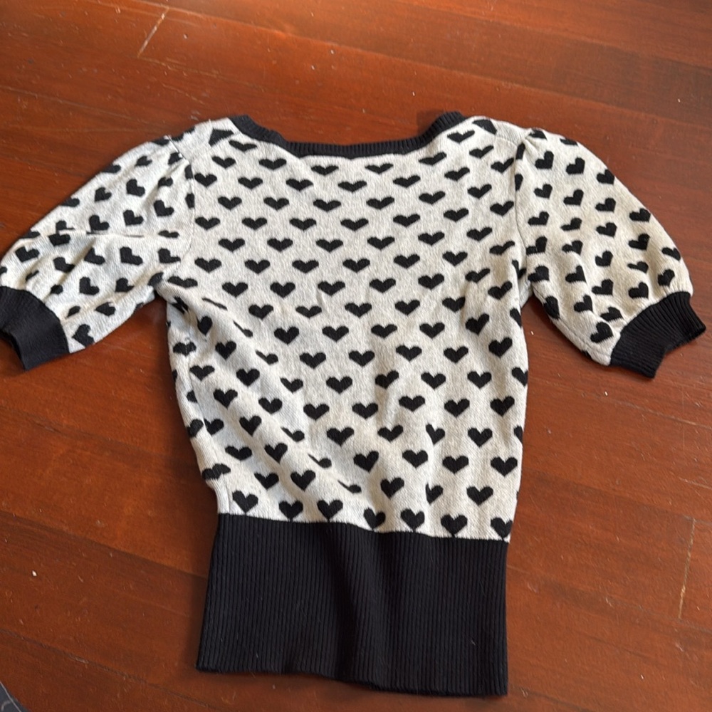 French connection, black and white heart puff sleeve sweater - Picture 4 of 4